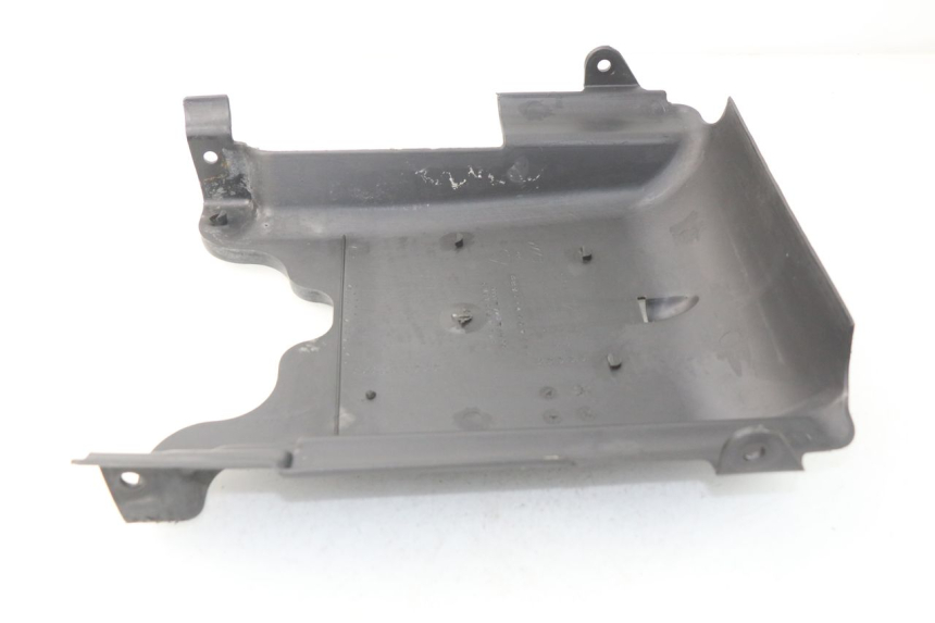 photo de BAS DE CAISSE SYM GTS EVO 125 (2009 - 2013) - Détail de la pièce