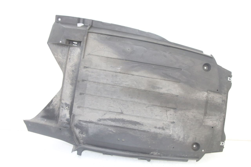 photo de BAS DE CAISSE HONDA FORZA 125 (2021 - 2025) - Gros plan technique