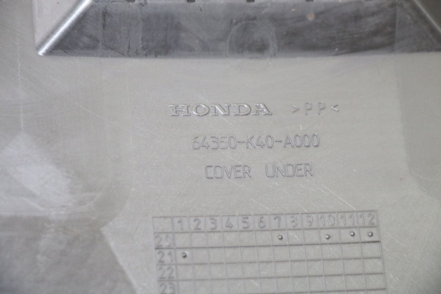 photo de BAS DE CAISSE HONDA FORZA 125 (2021 - 2025) - Points de fixation