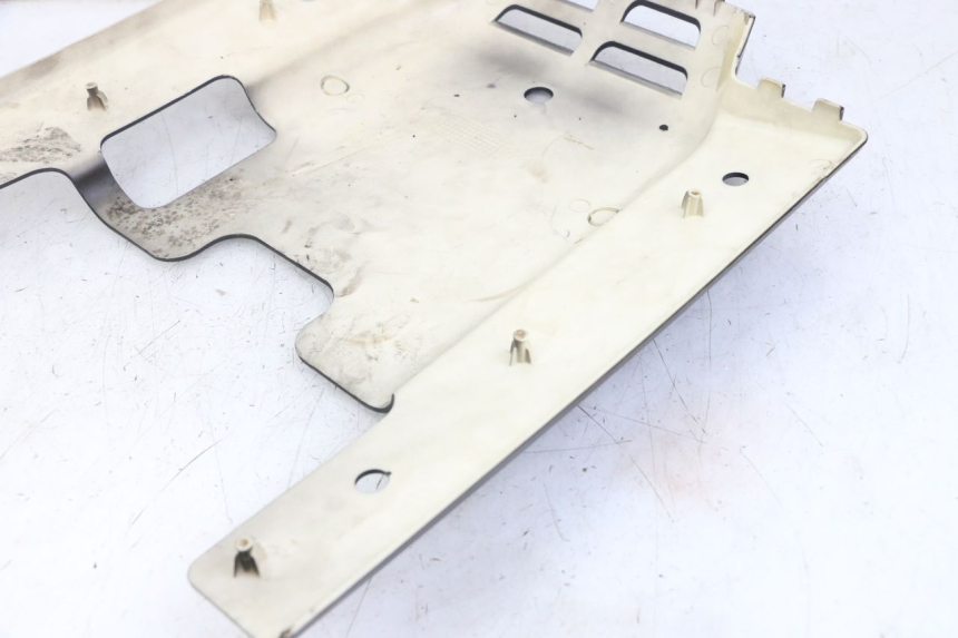 photo de BAS DE CAISSE JM MOTORS VX 125 (2022 - 2025) - Zoom état d’usage