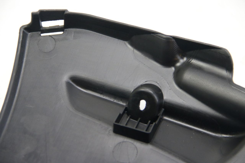 photo de BAS DE CAISSE PEUGEOT KISBEE 4T 50 (2018 - 2022) - État de surface