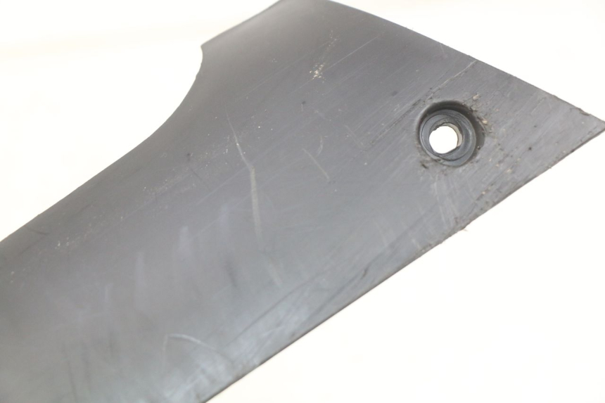 photo de BAS DE CAISSE PEUGEOT KISBEE 4T 50 (2018 - 2022) - Zoom état d’usage