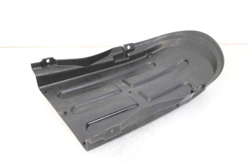 photo de BAS DE CAISSE KYMCO GRAND DINK 125 (2008 - 2014) - Détail de la pièce