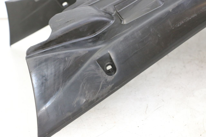 photo de BAS DE CAISSE MBK BOOSTER SPIRIT NAKED 50 (2004 - 2017) - État de surface