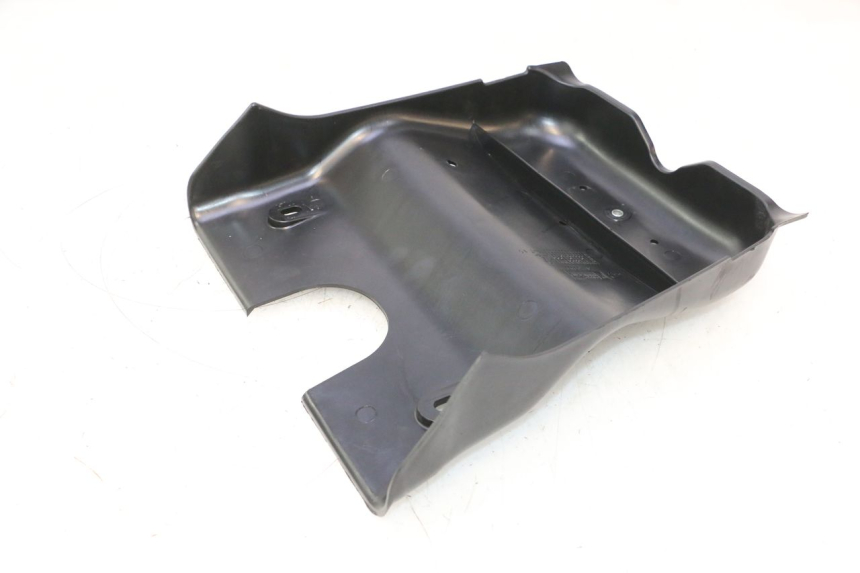 photo de BAS DE CAISSE PIAGGIO MP3 LT 400 (2007 - 2012) - Zoom état d’usage