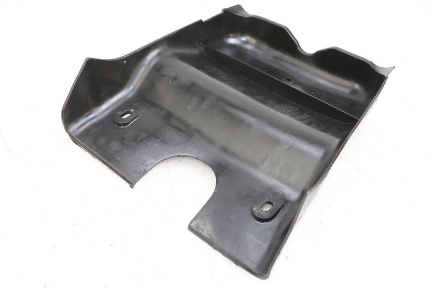 photo de BAS DE CAISSE PIAGGIO MP3 500 (2011 - 2015) - Détail de la pièce