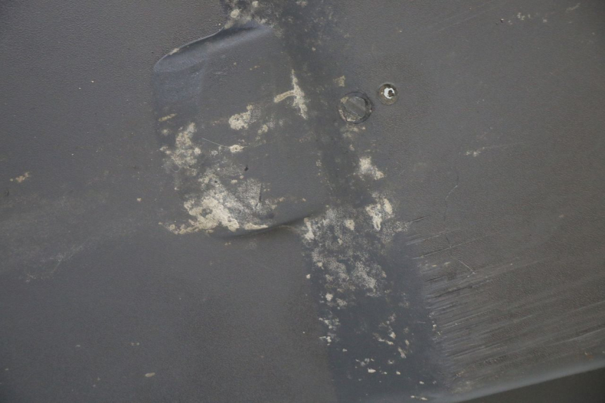 photo de BAS DE CAISSE SYM ORBIT III 3 4T 50 (2021 - 2025) - État de surface