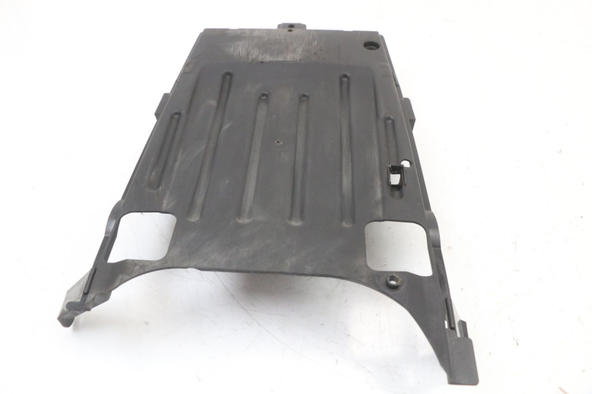 photo de BAS DE CAISSE HONDA PCX (JF28) 125 (2009 - 2011) - Zoom état d’usage