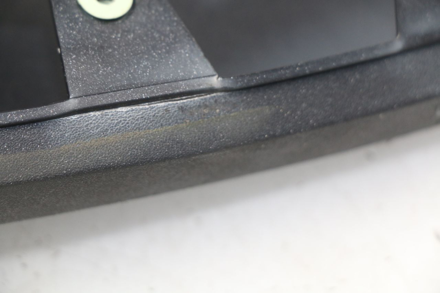 photo de BAS DE CAISSE PEUGEOT SATELIS 300 (2012 - 2015) - Détail de la pièce