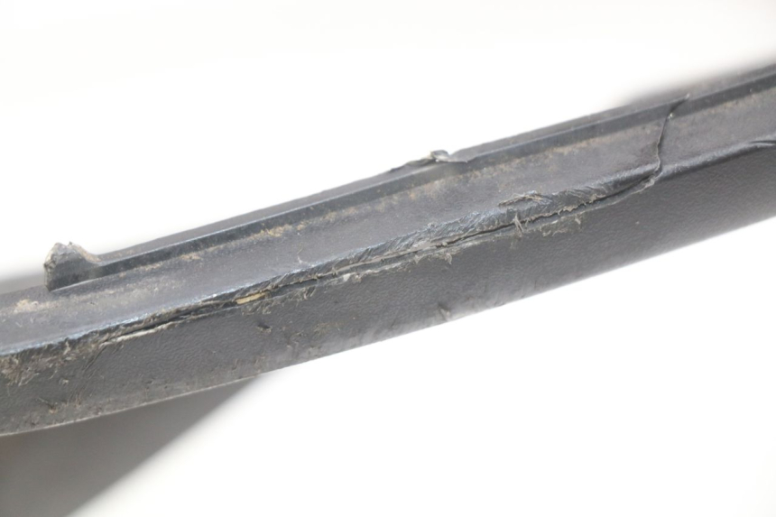 photo de BAS DE CAISSE PEUGEOT SATELIS 125 (2006 - 2009) - Zoom état d’usage