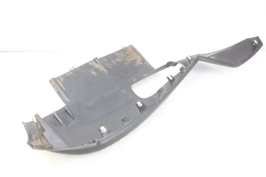 photo de BAS DE CAISSE PEUGEOT SATELIS 125 (2006 - 2009) - État de surface