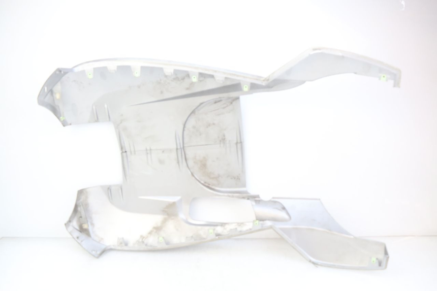 photo de BAS DE CAISSE PEUGEOT SATELIS 125 (2010 - 2012) - Détail de la pièce