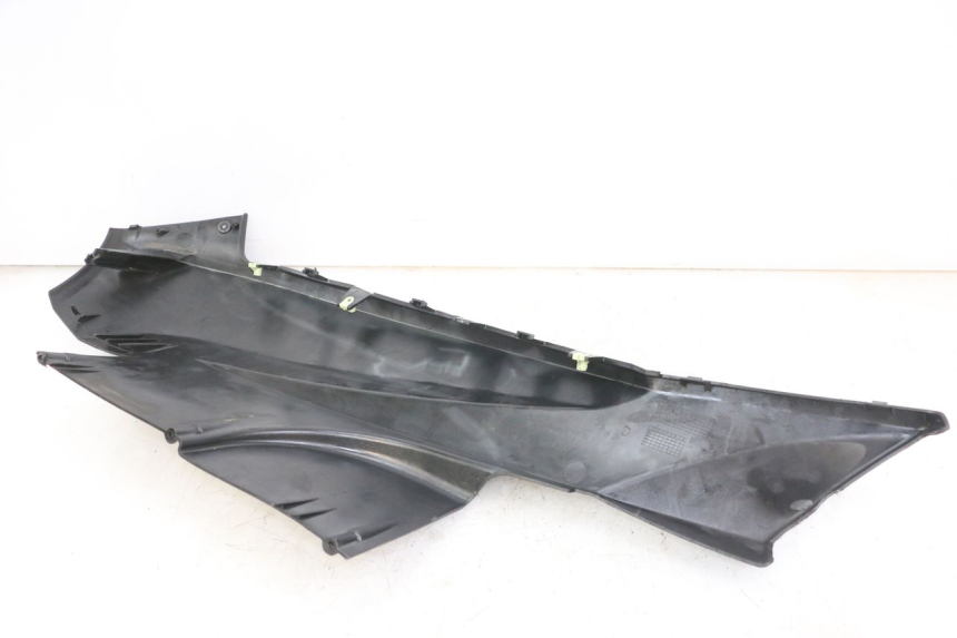 photo de BAS DE CAISSE PEUGEOT SATELIS 125 (2013 - 2018) - Marquages et références