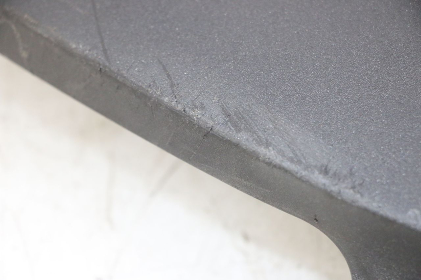 photo de BAS DE CAISSE PEUGEOT SATELIS 125 (2013 - 2018) - Détails caractéristiques