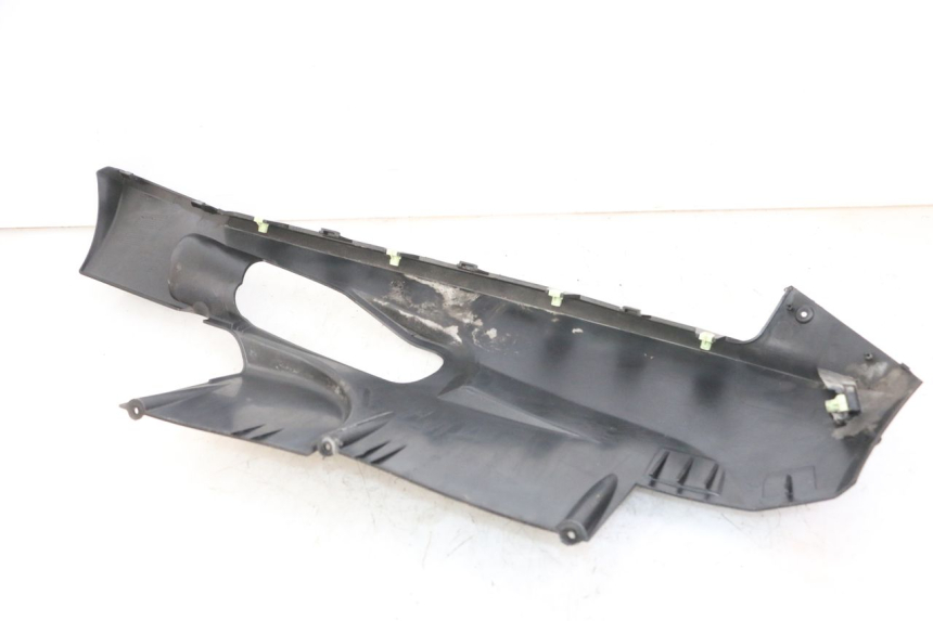 photo de BAS DE CAISSE PEUGEOT SATELIS 125 (2013 - 2018) - Photo complémentaire