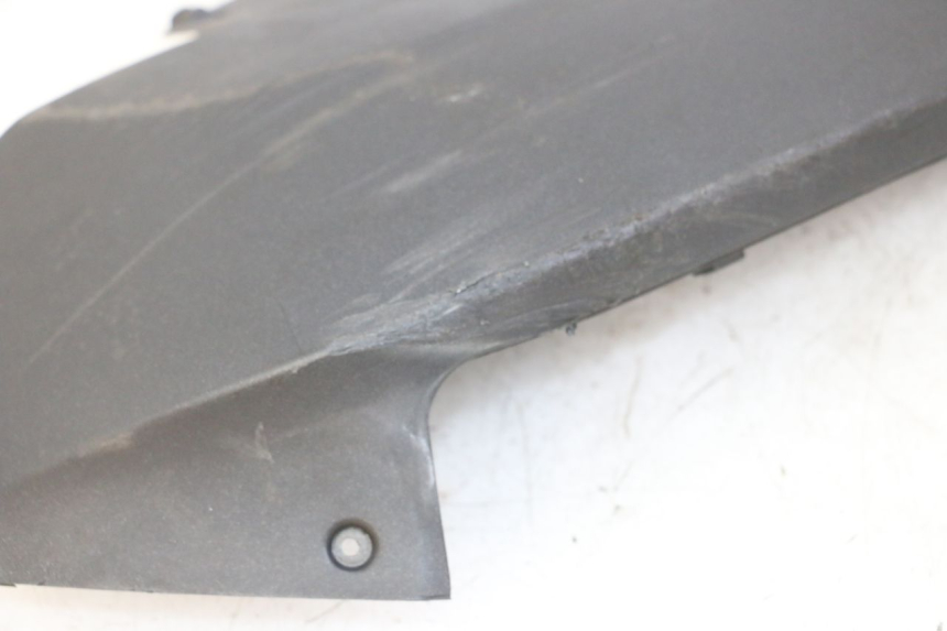 photo de BAS DE CAISSE PEUGEOT SATELIS 125 (2013 - 2018) - Gros plan technique