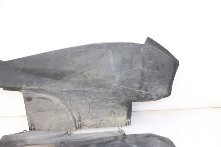 photo de BAS DE CAISSE PEUGEOT SATELIS 125 (2010 - 2012) - Vue rapprochée