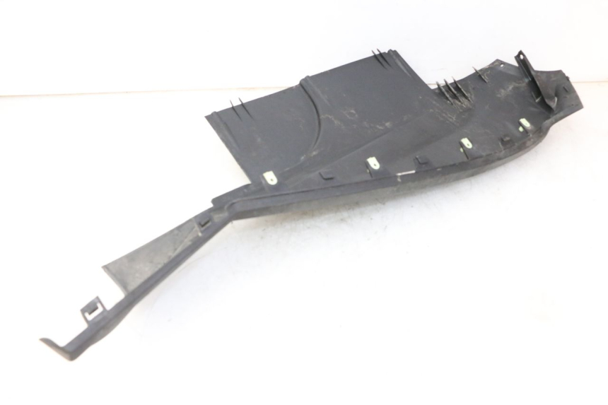 photo de BAS DE CAISSE PEUGEOT SATELIS 125 (2010 - 2012) - Zoom état d’usage