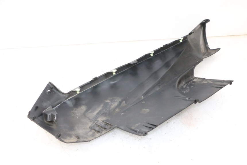 photo de BAS DE CAISSE PEUGEOT SATELIS 125 (2013 - 2018) - Zoom composants