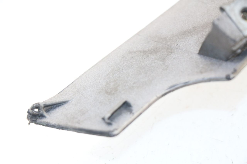 photo de BAS DE CAISSE APRILIA SCARABEO GT 125 (1999 - 2007) - Zoom état d’usage