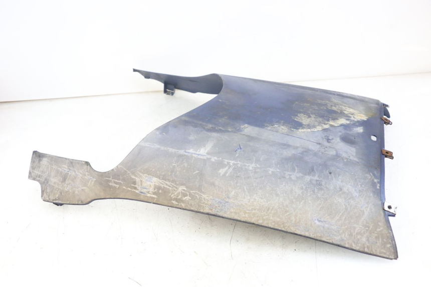 photo de BAS DE CAISSE APRILIA SCARABEO GT 125 (1999 - 2007) - État de surface