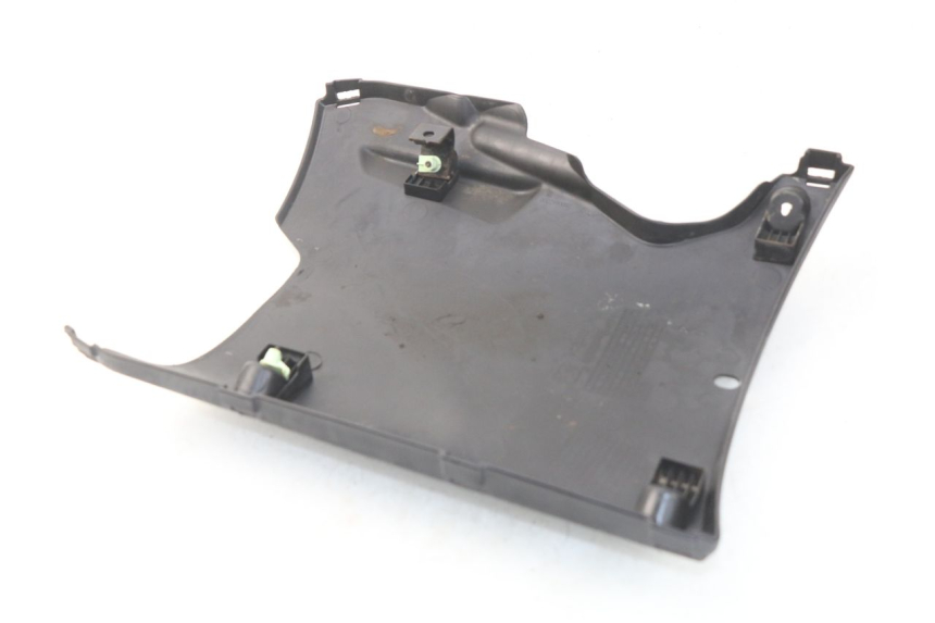 photo de BAS DE CAISSE PEUGEOT STREETZONE 2T 50 (2014 - 2019) - Détail de la pièce