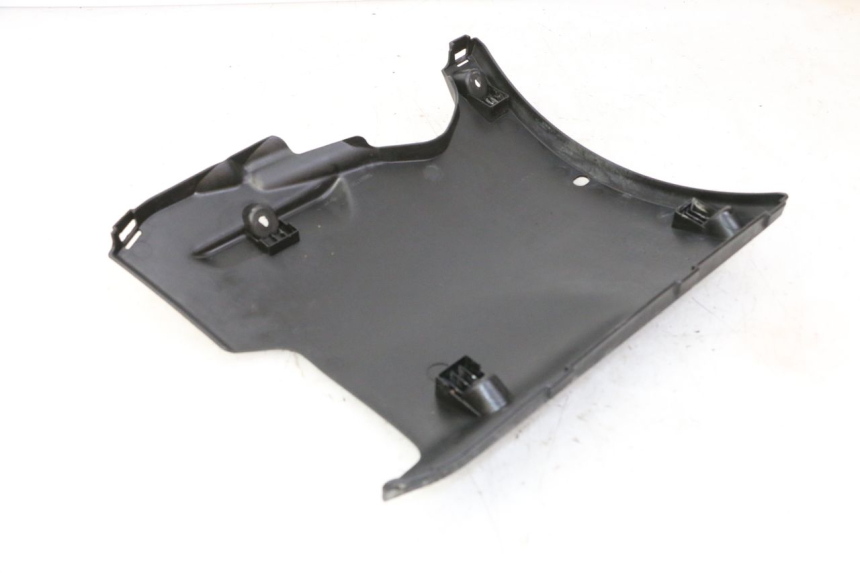 photo de BAS DE CAISSE PEUGEOT STREETZONE I NAKED 2T 50 (2018 - 2020) - Points de fixation