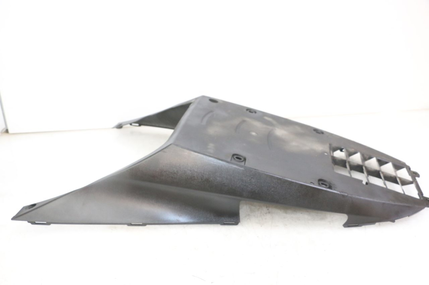 photo de BAS DE CAISSE SUZUKI BURGMAN 125 (2018 - 2021) - Vue produit