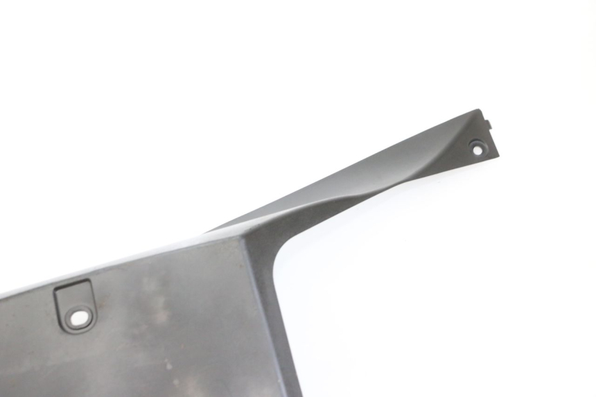 photo de BAS DE CAISSE SUZUKI BURGMAN 125 (2018 - 2021) - Zoom composants