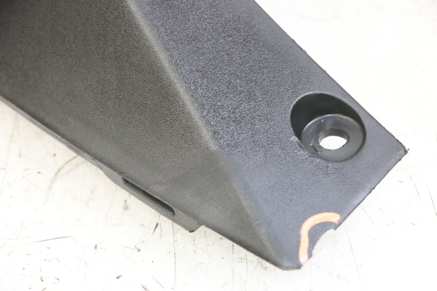 photo de BAS DE CAISSE SUZUKI BURGMAN 125 (2018 - 2021) - État de surface