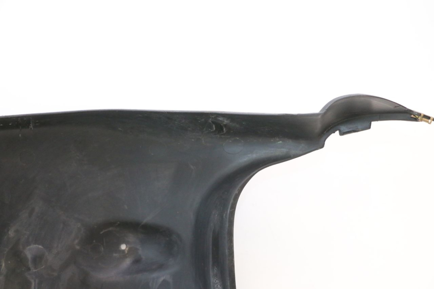 photo de BAS DE CAISSE PEUGEOT TREKKER 50 (1995 - 2004) - Points de fixation