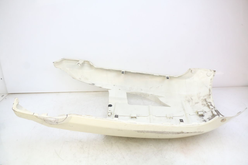 photo de BAS DE CAISSE PEUGEOT VIVACITY NEW 4T 50 (2008 - 2017) - État de surface