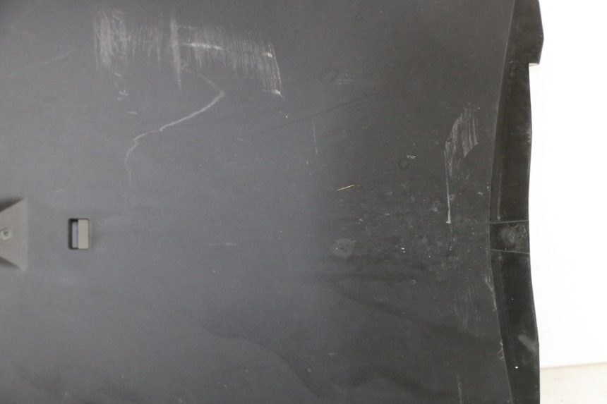 photo de BAS DE CAISSE YAMAHA XMAX X-MAX 125 (2021 - 2025) - Marquages et références