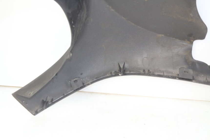 photo de BAS DE CAISSE PIAGGIO X9 125 (2000 - 2003) - Autre angle de vue