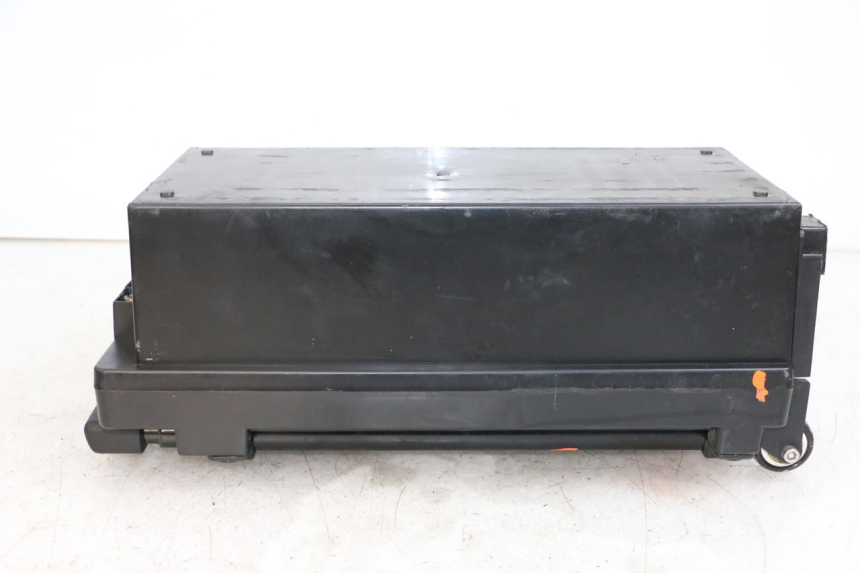 photo de Battery E-MAX 80L 1 (2011 - 2014) - Marquages et références