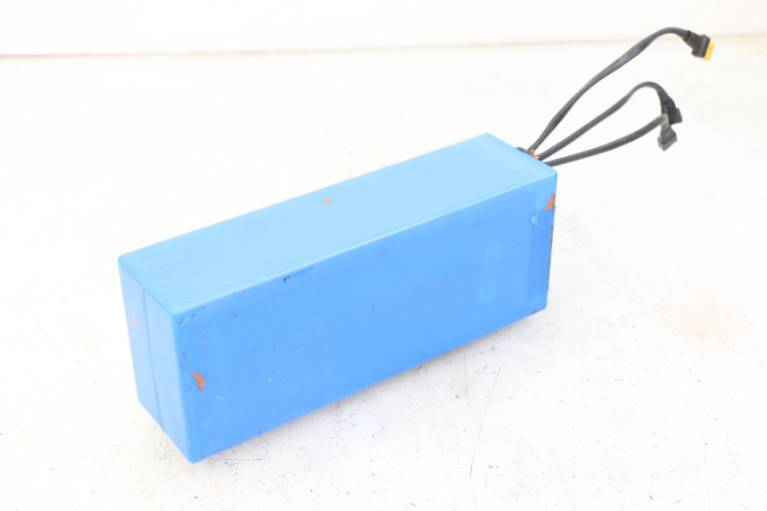 photo de BATTERIE URBANGLIDE E-CROSS PRO 1 - État de surface