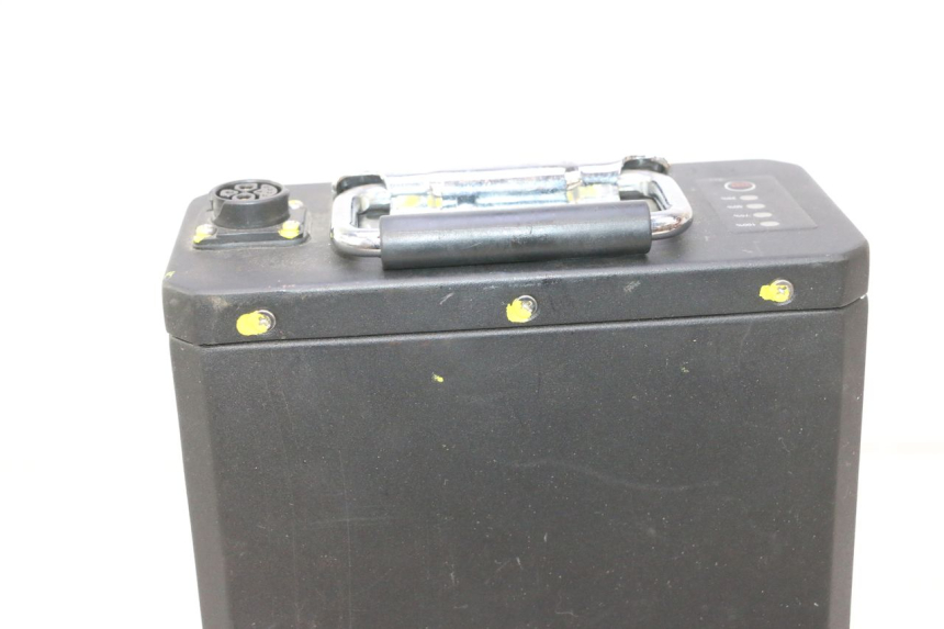 photo de BATTERIE WAYSCRAL E-START 1 (2018 - 2022) - Inspection visuelle
