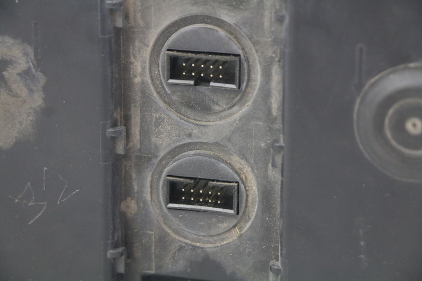 photo de BATTERIE PEUGEOT E-VIVACITY 1 (2012 - 2018) - Zoom état d’usage