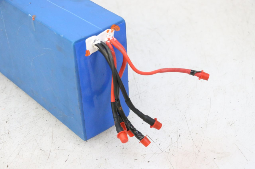 photo de BATTERIE DUALTRON VICTOR LIMITED 1 - Détails caractéristiques