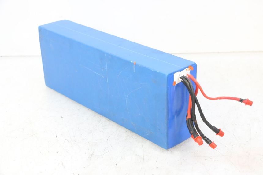 photo de BATTERIE DUALTRON VICTOR LIMITED 1 - Vue rapprochée