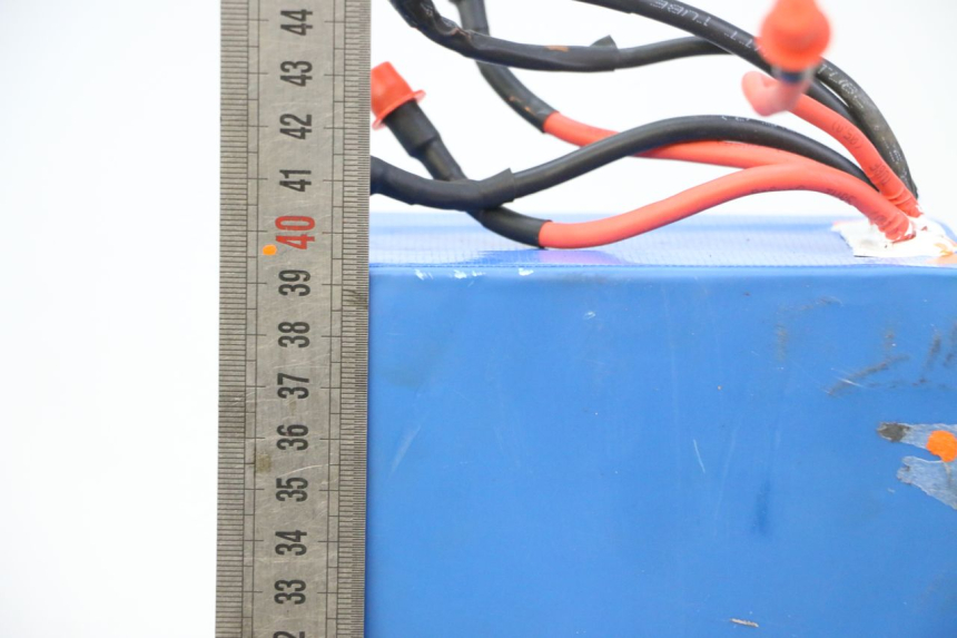 photo de BATTERIE DUALTRON VICTOR LIMITED 1 - Points de fixation