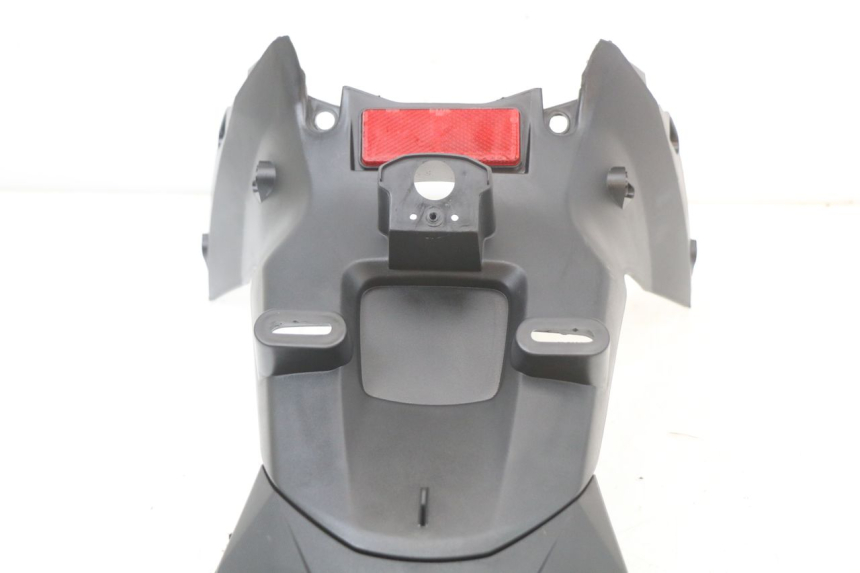 photo de BAVETTE ARRIERE SYM CROX 4T 50 (2016 - 2023) - Gros plan technique