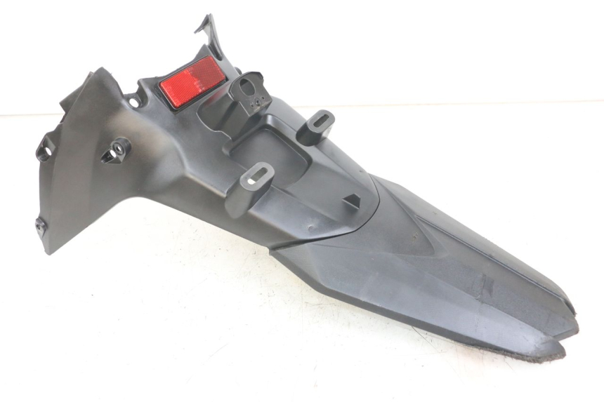 photo de BAVETTE ARRIERE SYM CROX 4T 50 (2016 - 2023) - Points de fixation