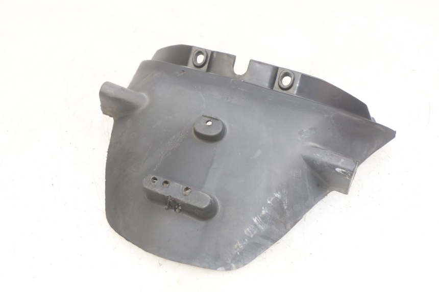 photo de BAVETTE ARRIERE PEUGEOT DJANGO 4T 50 (2014 - 2019) - Gros plan technique