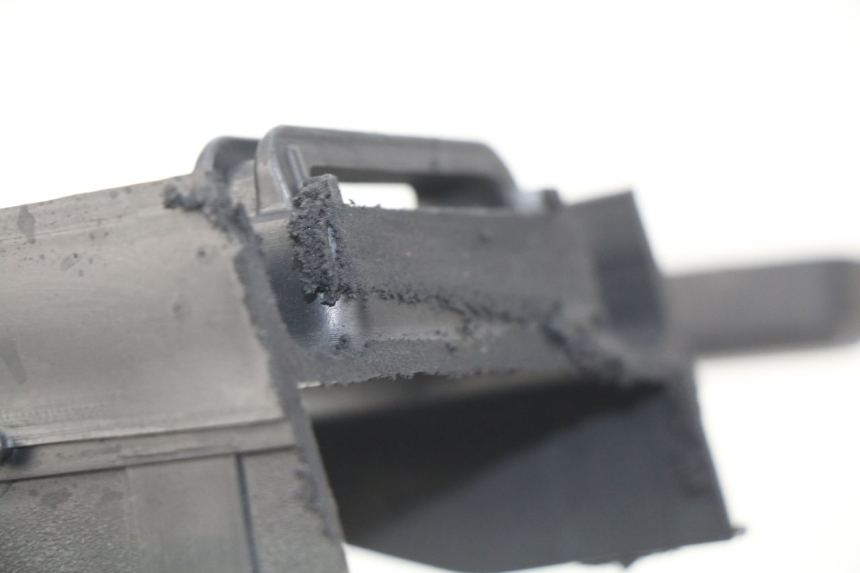 photo de BAVETTE ARRIERE EFUN E2GO 1 (2017 - 2021) - Zoom état d’usage