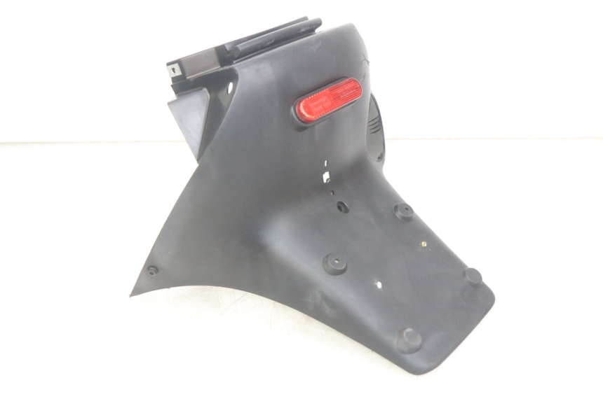 photo de BAVETTE ARRIERE PEUGEOT ELYSEO 125 (1999 - 2004) - Gros plan technique