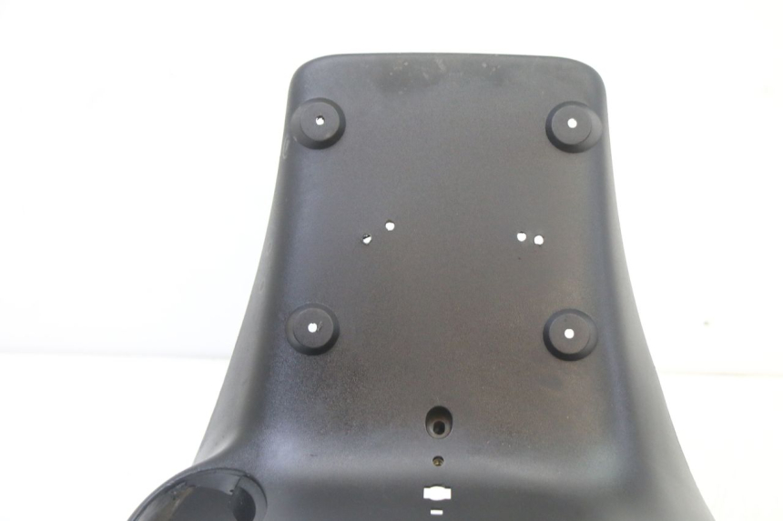 photo de BAVETTE ARRIERE PEUGEOT ELYSEO 125 (1999 - 2004) - Détail de la pièce