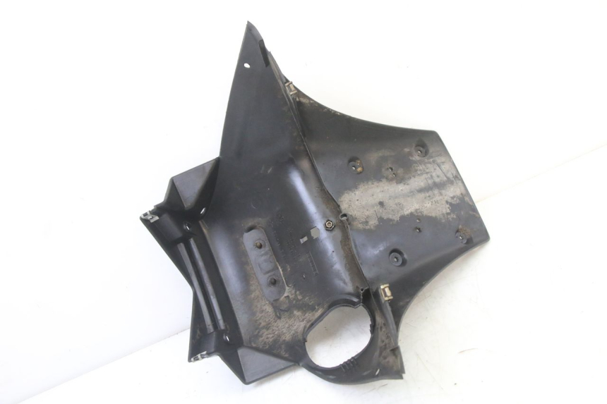 photo de BAVETTE ARRIERE PEUGEOT ELYSEO 125 (1999 - 2004) - Points de fixation