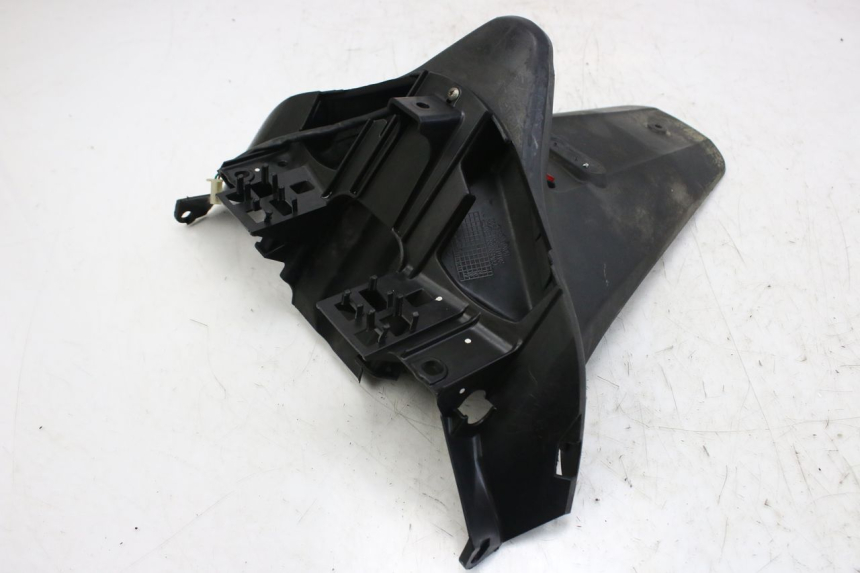 photo de BAVETTE ARRIERE HONDA FES S-WING SWING ABS 125 (2007 - 2015) - Gros plan technique