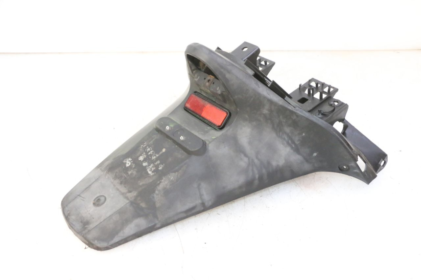 photo de BAVETTE ARRIERE HONDA FES S-WING SWING ABS 125 (2007 - 2015) - Gros plan technique